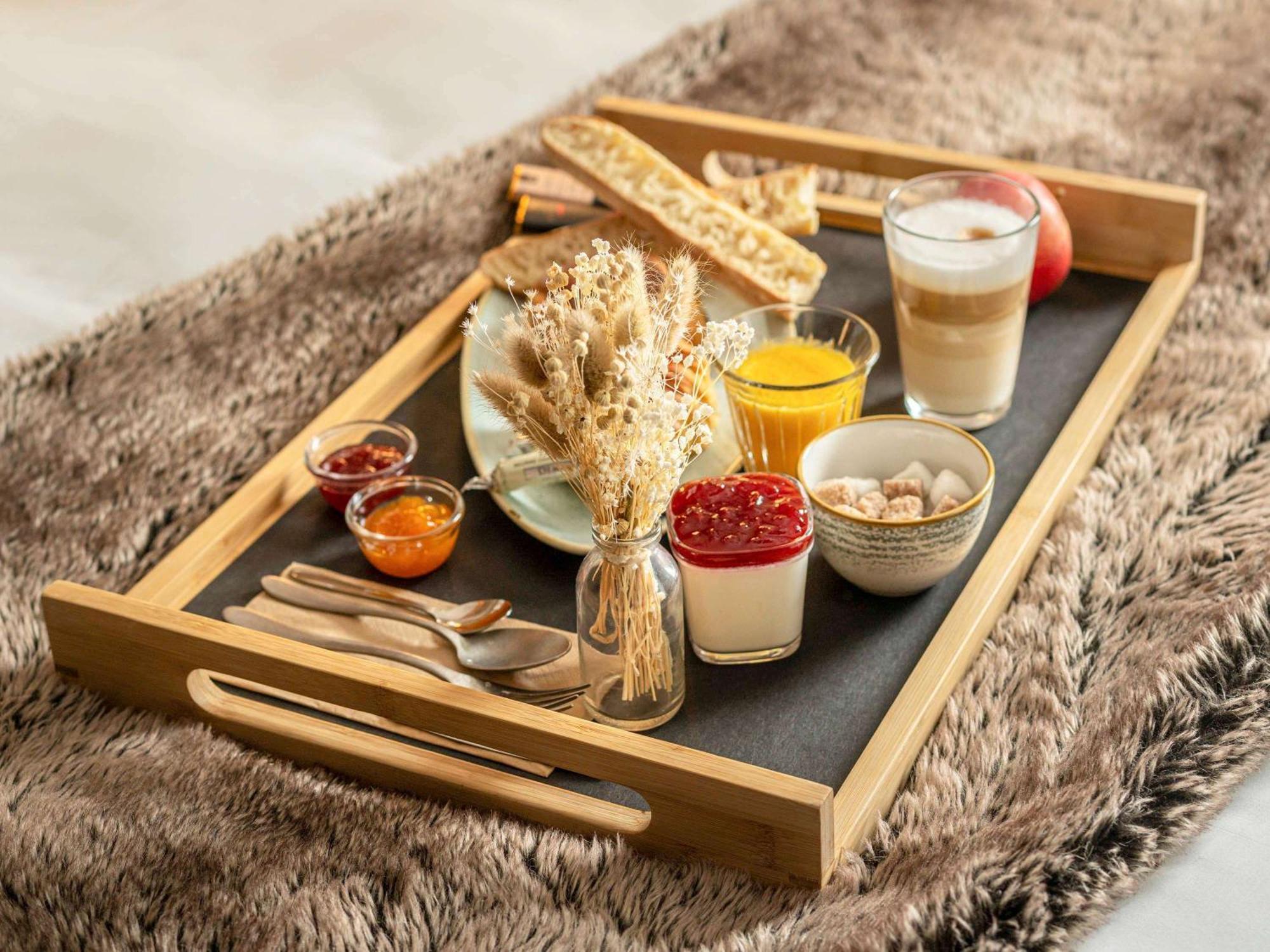 Mercure Valence Валанс Екстериор снимка