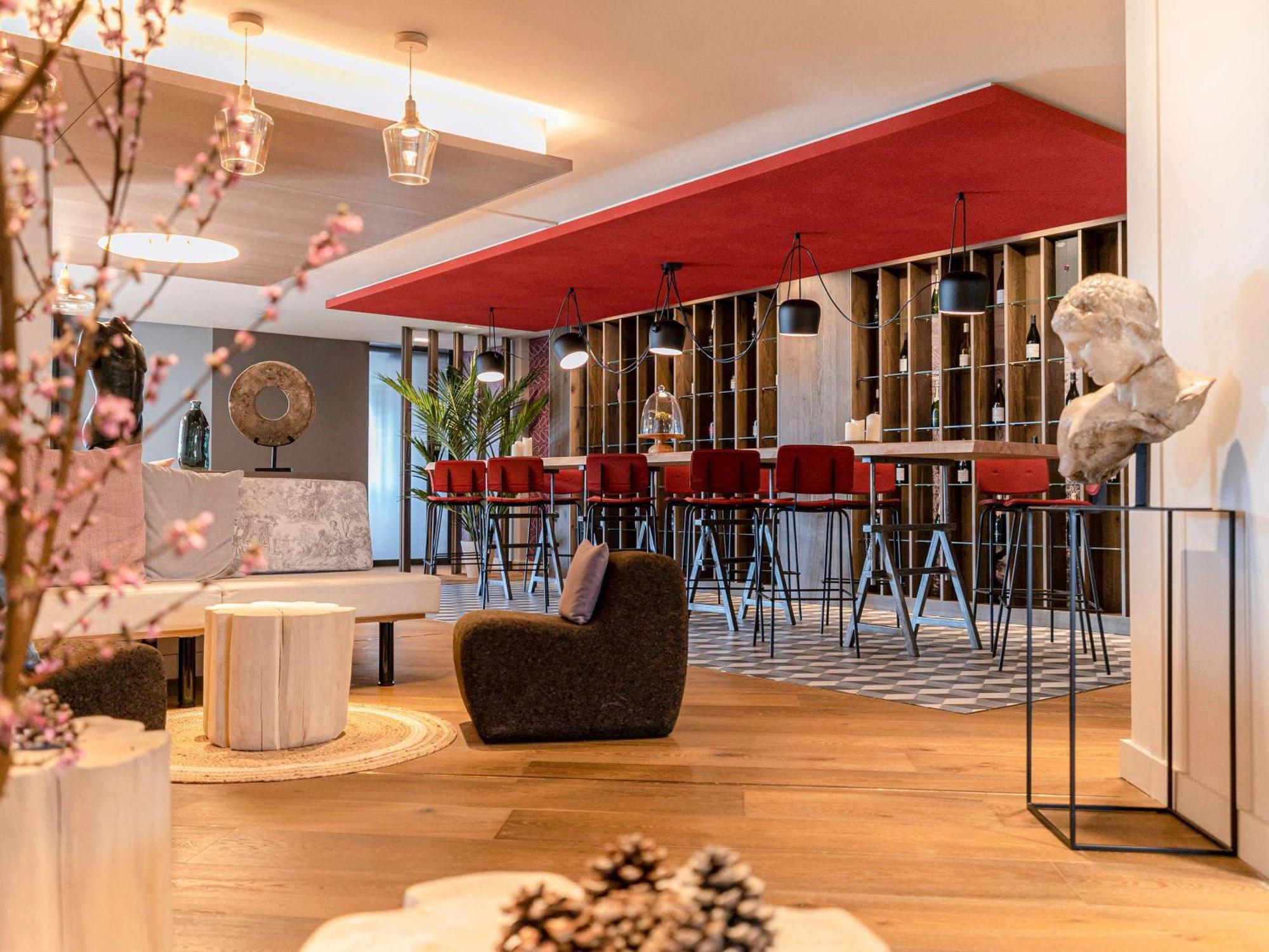 Mercure Valence Валанс Екстериор снимка