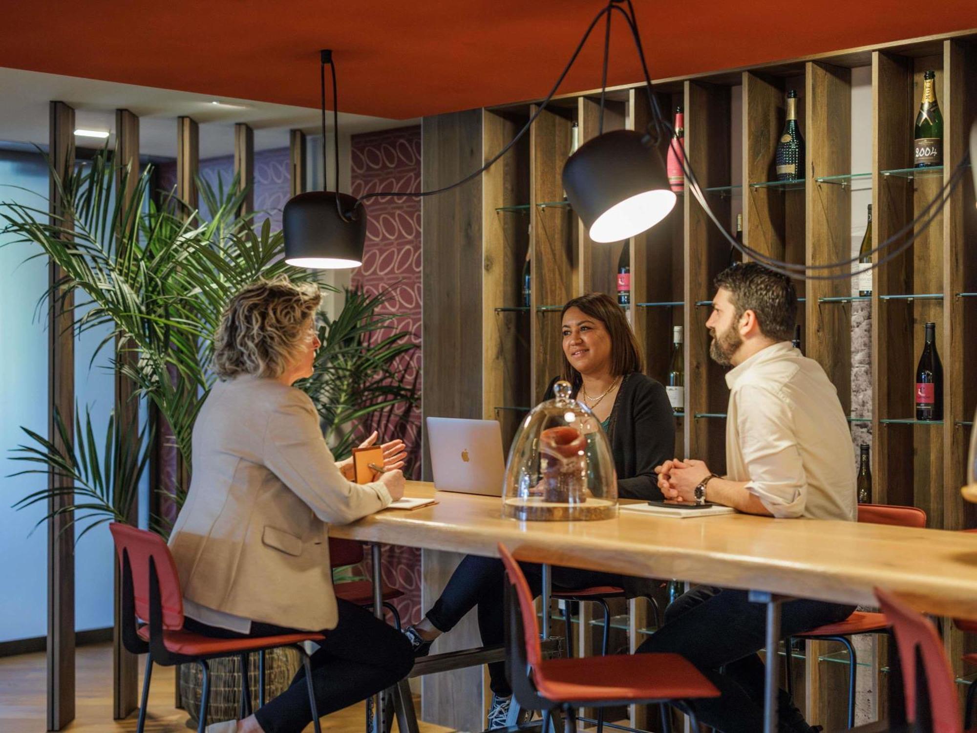 Mercure Valence Валанс Екстериор снимка